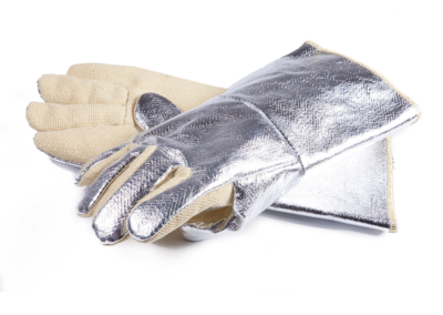 Aluminized fire approach gloves