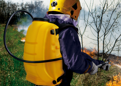 Forest fire rigid pump bucket