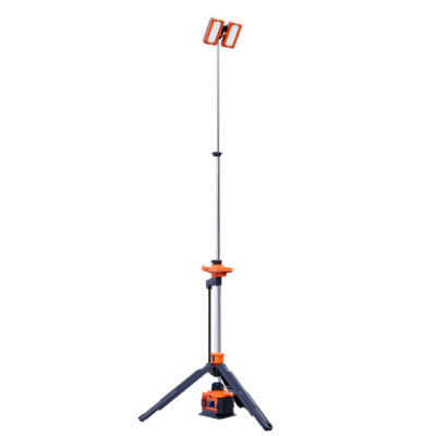 Portable lighting mast 3.1m high