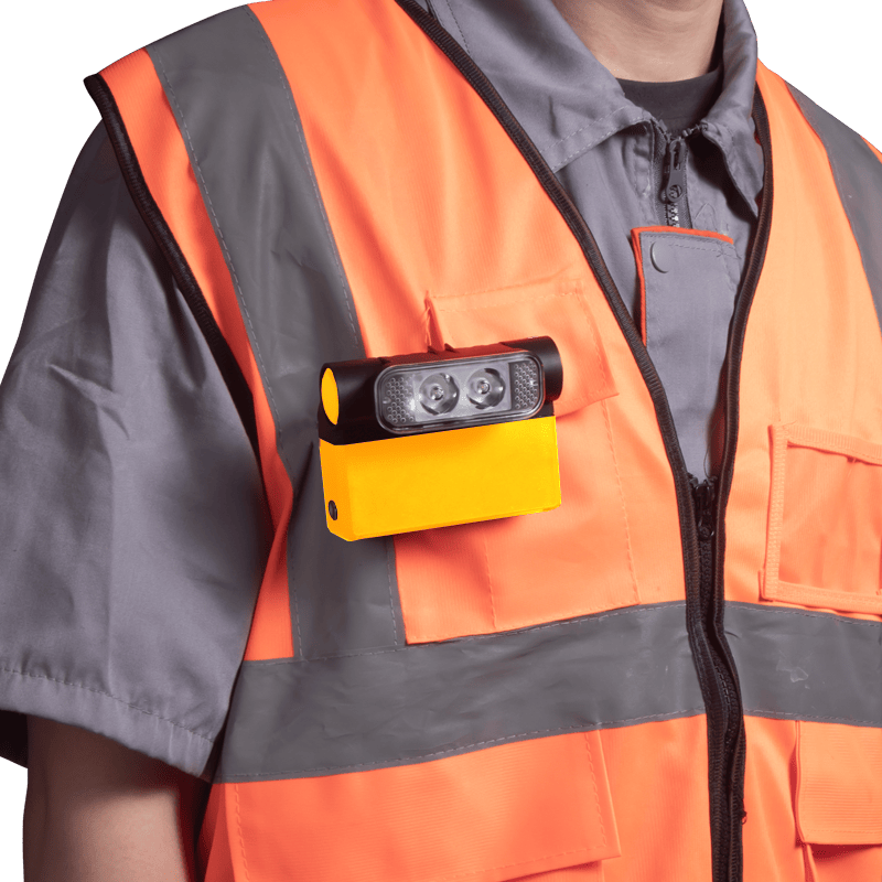 LAMPE A MAIN RECHARGEABLE LED 300 lumen 9H – Image 4